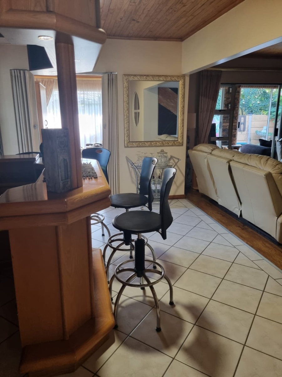 3 Bedroom Property for Sale in Vaalpark Free State